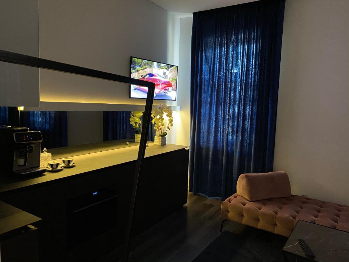 Modern And Luxury Apartment In The Center Of 考纳斯 外观 照片